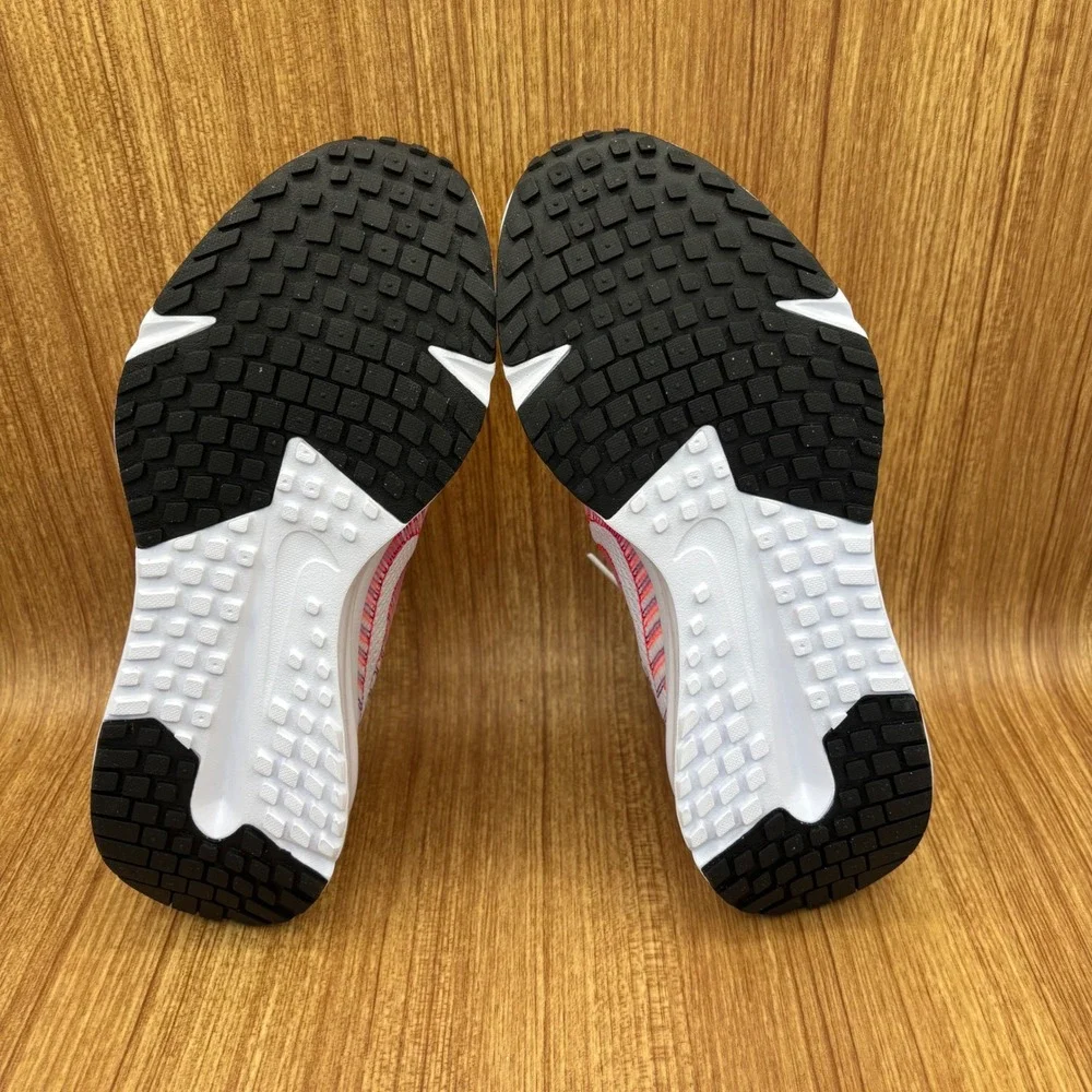 Nike Run Defy Women 6.5 White Hydrangeas HM9593-102 Running Shoes NEW